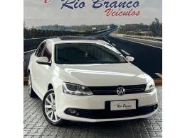 VOLKSWAGEN - JETTA - 2011/2012 - Branca - Sob Consulta