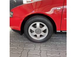 AUDI - A3 - 2006/2006 - Vermelha - R$ 32.900,00