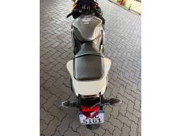 HONDA - CBR 600RR - 2010/2011 - Cinza - R$ 49.900,00