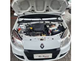 RENAULT - SANDERO - 2011/2012 - Branca - R$ 33.900,00