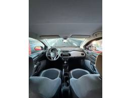 CHEVROLET - ONIX - 2015/2016 - Vermelha - R$ 47.900,00