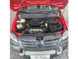 VOLKSWAGEN - CROSSFOX - 2008/2009 - Vermelha - R$ 34.900,00