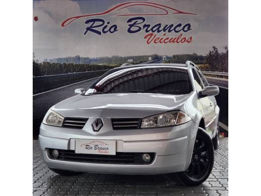 RENAULT - MÉGANE - 2010/2011 - Prata - R$ 35.900,00