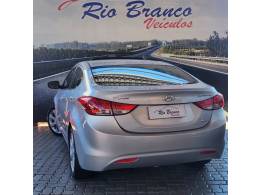 HYUNDAI - ELANTRA - 2011/2012 - Prata - R$ 63.900,00