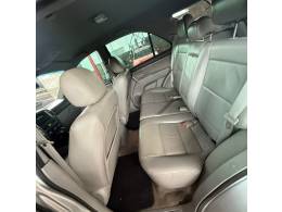 KIA MOTORS - SORENTO - 2007/2007 - Prata - R$ 49.900,00