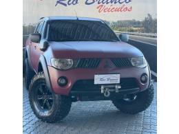 MITSUBISHI - L200 TRITON - 2010/2010 - Vinho - R$ 109.900,00