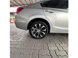 HONDA - CIVIC - 2015/2016 - Prata - R$ 83.900,00