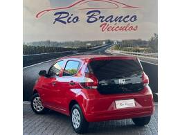 FIAT - MOBI - 2016/2017 - Vermelha - R$ 36.900,00