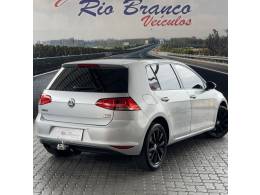 VOLKSWAGEN - GOLF - 2014/2015 - Prata - R$ 74.900,00