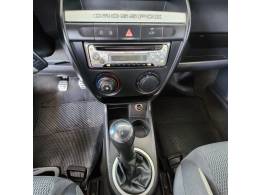 VOLKSWAGEN - CROSSFOX - 2008/2009 - Vermelha - R$ 34.900,00