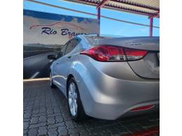 HYUNDAI - ELANTRA - 2011/2012 - Prata - R$ 63.900,00
