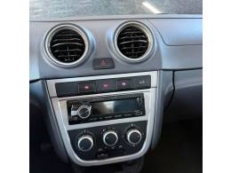 VOLKSWAGEN - VOYAGE - 2012/2013 - Prata - R$ 38.900,00