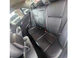 MERCEDES-BENZ - C 180 - 2011/2012 - Branca - R$ 63.900,00