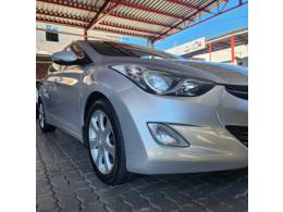 HYUNDAI - ELANTRA - 2011/2012 - Prata - R$ 63.900,00