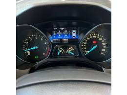 FORD - FOCUS - 2016/2016 - Branca - R$ 69.900,00