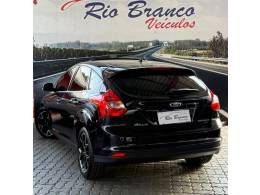 FORD - FOCUS - 2015/2015 - Preta - R$ 59.900,00