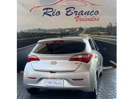 HYUNDAI - HB20 - 2013/2014 - Prata - R$ 42.900,00