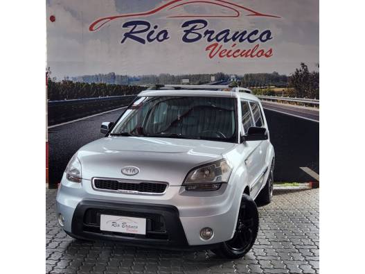 KIA MOTORS - SOUL - 2010/2010 - Prata - R$ 41.900,00