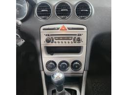 PEUGEOT - 308 - 2013/2014 - Preta - R$ 42.900,00