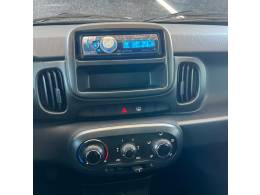 FIAT - MOBI - 2016/2017 - Vermelha - R$ 37.900,00