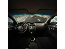 RENAULT - MÉGANE - 2011/2011 - Preta - R$ 34.900,00