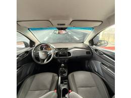 CHEVROLET - ONIX - 2020/2020 - Prata - R$ 56.900,00