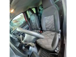 FIAT - MOBI - 2016/2017 - Vermelha - R$ 36.900,00