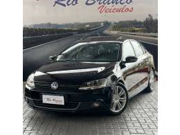 VOLKSWAGEN - JETTA - 2010/2011 - Preta - R$ 67.900,00