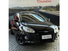 FORD - FOCUS - 2015/2015 - Preta - R$ 59.900,00