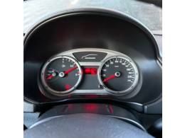 VOLKSWAGEN - VOYAGE - 2012/2013 - Prata - R$ 38.900,00